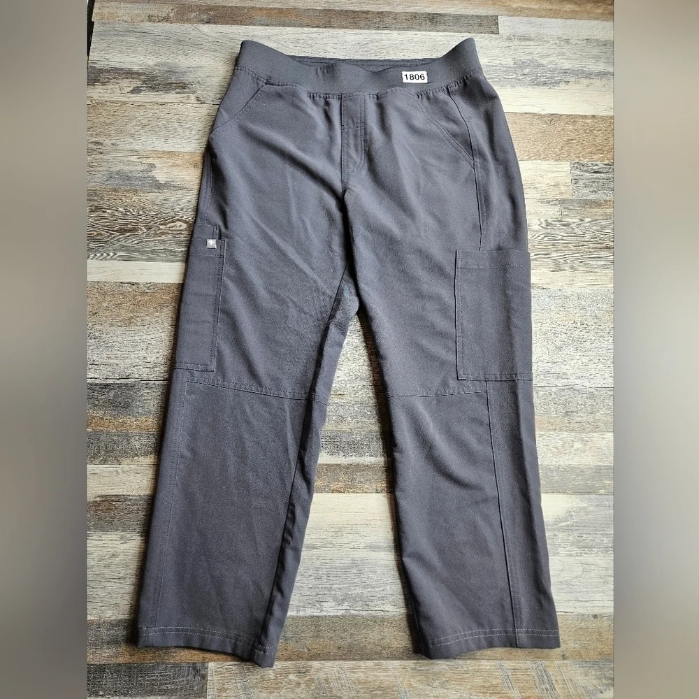 FIGS Men's Small Scrub Pants Grey
